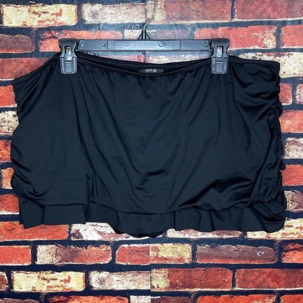 22W Apt. 9 Black Swim Skirt 22w great condition